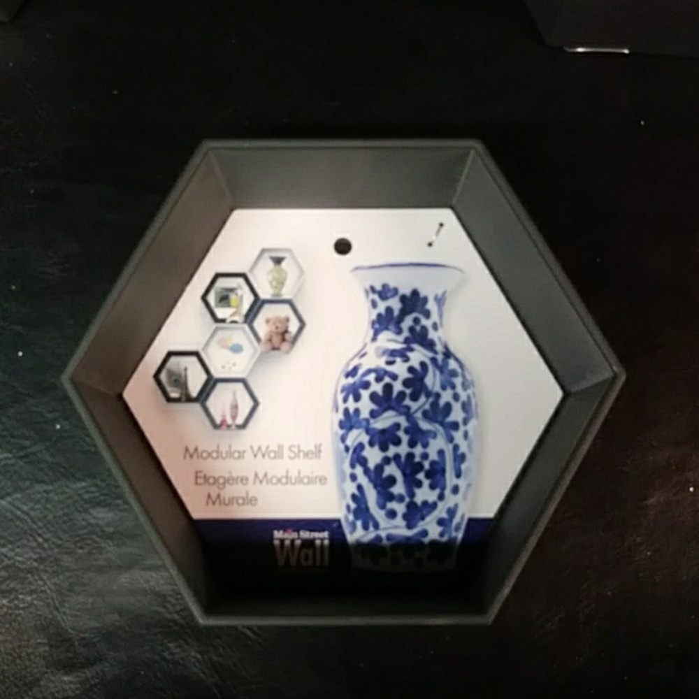 Decorative Hexagonal Plastic Wall Shelves